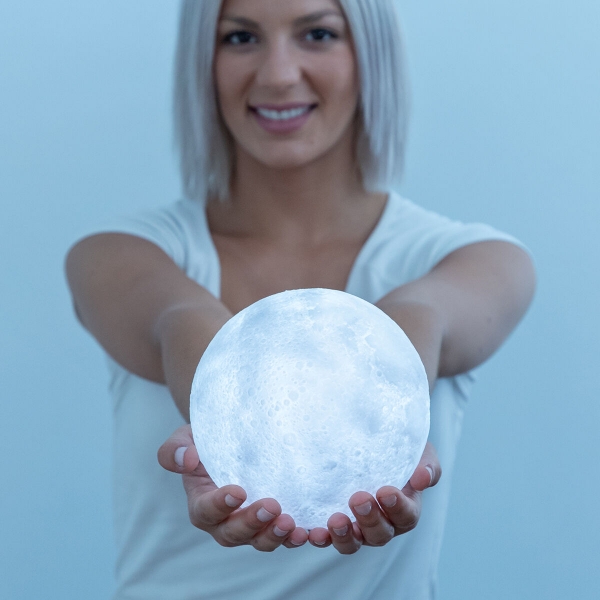 LLUM LED - DISSENY LLUNA 3D - Imatge 3