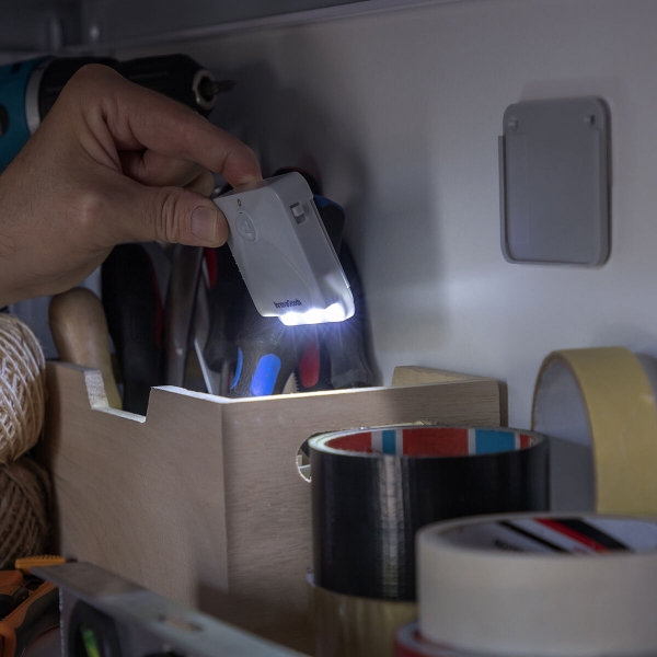 LLUM LED AMB SENSOR DE MOVIMENT (2 unitats) - Imatge 10