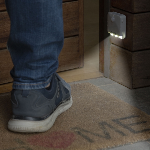 LLUM LED AMB SENSOR DE MOVIMENT (2 unitats) - Imatge 11